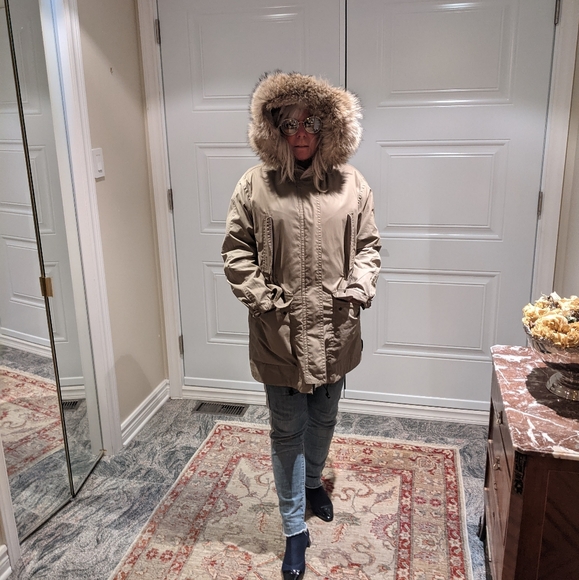 COACH Jacket - Picture 6 of 9